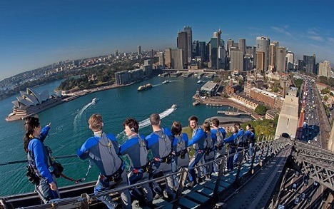 Sydney بالا رفتن از پل بندر سیدنی