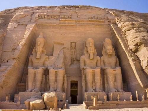 The-Abu-Simbel-temple-Egypt بناهای تاریخی جهان