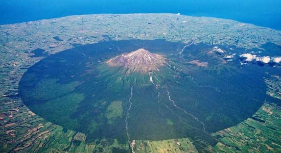 mount-taranaki-56 کوه آتشفشانی