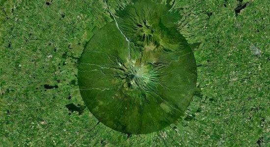 mount-taranaki-62 کوه آتشفشانی
