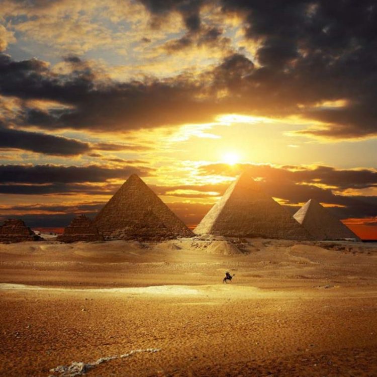 اهرام ثلاثه مصر اهرام ثلاثه مصر