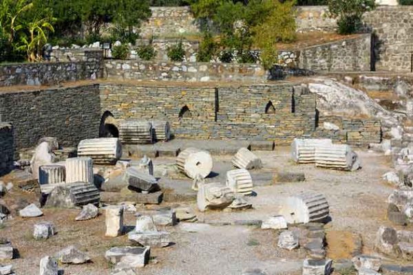 turkey-bodrum-mausoleum-ruins turkey-bodrum-mausoleum-ruins