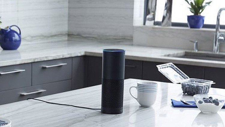 smart speaker smart speaker