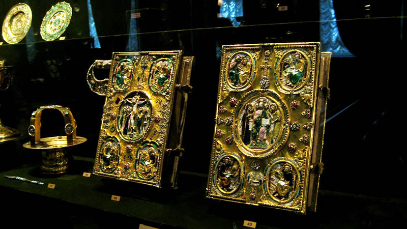 gospels kremlin armoury gospels kremlin armoury