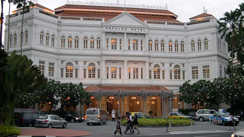 raffles hotel frontage raffles hotel frontage