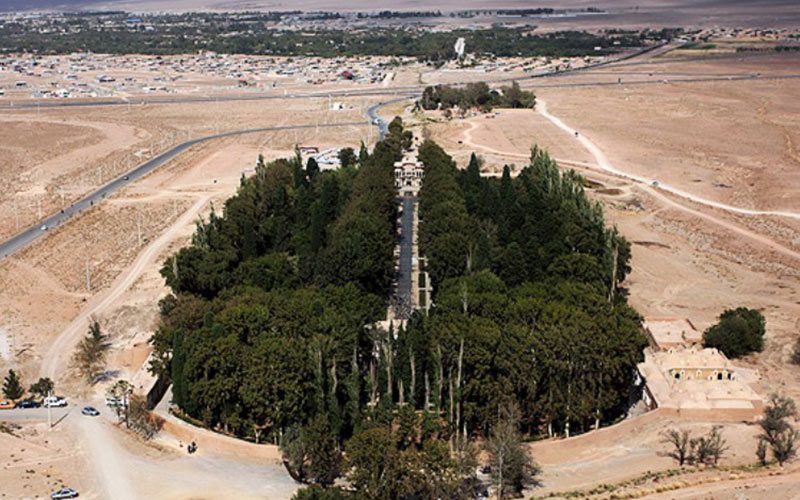 نمای باغ در بالا نمای باغ در بالا