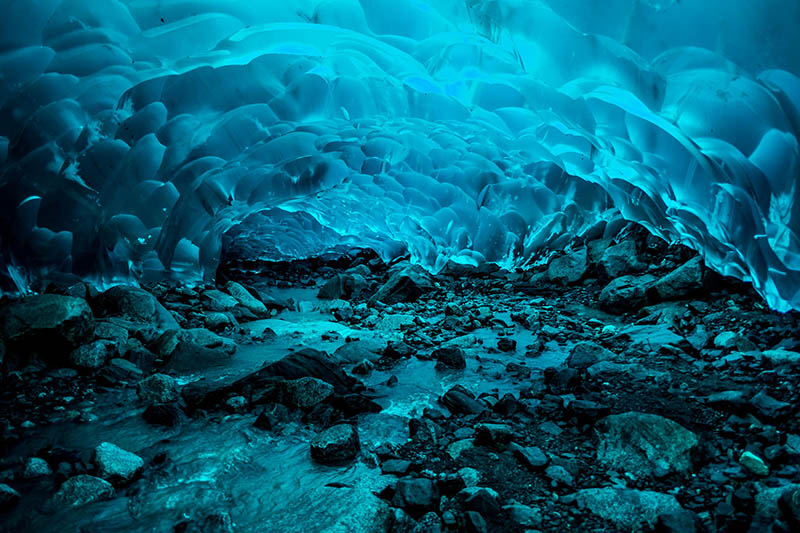 قسمتی از غار زیبای Eisriesenwelt در اتریش قسمتی از غار زیبای Eisriesenwelt در اتریش