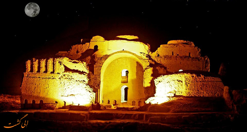 کاخ اردشیر بابکان در فیروز آباد کاخ اردشیر بابکان در فیروز آباد