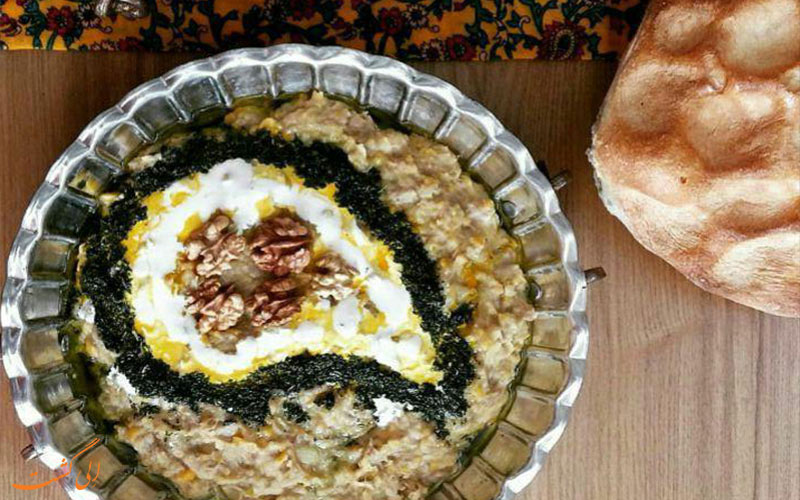 بزقرمه با نان شهر بابکی-راهنمای سفر به کرمان بزقرمه با نان شهر بابکی-راهنمای سفر به کرمان