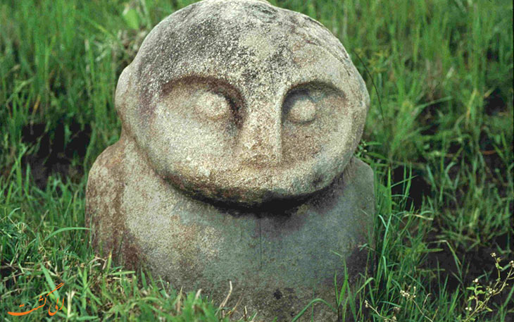 مجسمه های دره بادا مجسمه های دره بادا