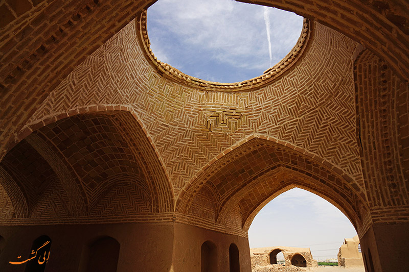 سقف دخمه زرتشتیان یزد سقف دخمه زرتشتیان یزد