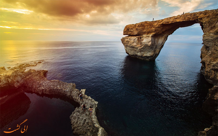 پنجره-آزور-مالتا پنجره-آزور-مالتا