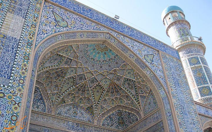 نمای پایینی مناره گوهرشاد نمای پایینی مناره گوهرشاد