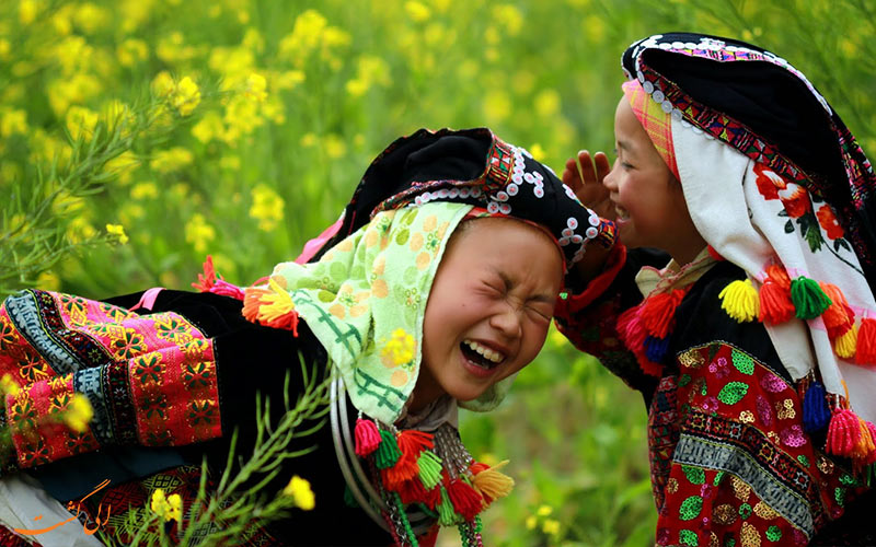 قوم تِی دریاچه با به قوم تِی دریاچه با به
