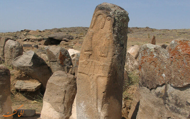 مجسمه مردان یئری مجسمه مردان یئری
