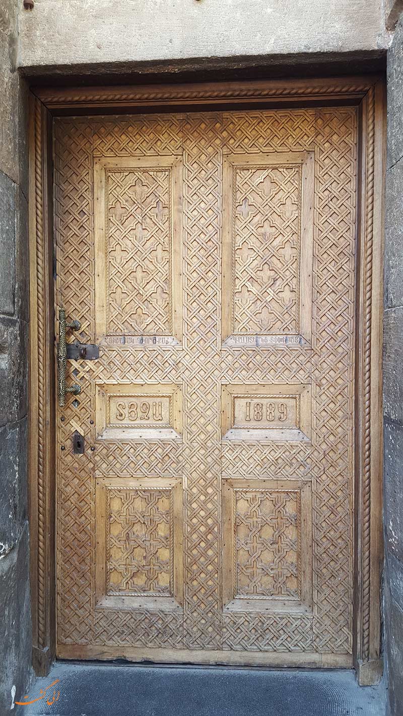 در کلیسای اچیمیادزین در ارمنستان در کلیسای اچیمیادزین در ارمنستان