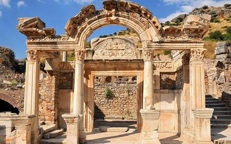 آموس در جزیره ی مارماریس ترکیه آموس در جزیره ی مارماریس ترکیه