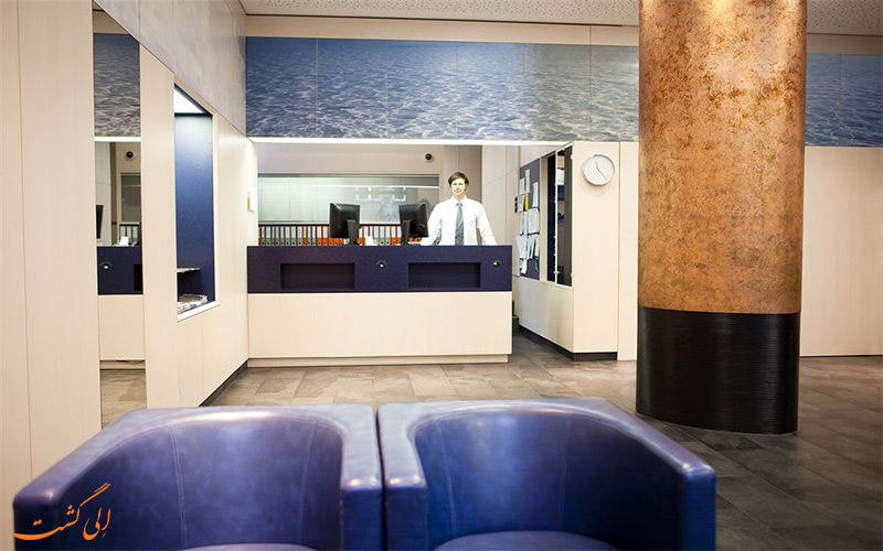 Hotel Bristol- eligasht.com میز پذیرش Hotel Bristol- eligasht.com میز پذیرش