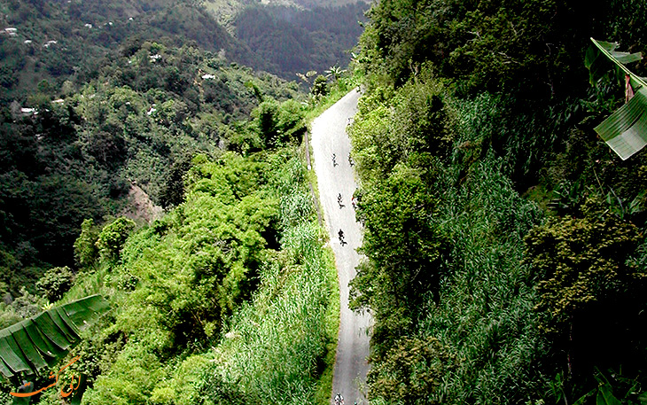 دوچرخه سواری در کوهستان آبی دوچرخه سواری در کوهستان آبی