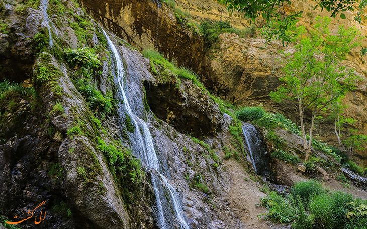 آبشار آب سفید الیگودرز در استان لرستان آبشار آب سفید الیگودرز در استان لرستان