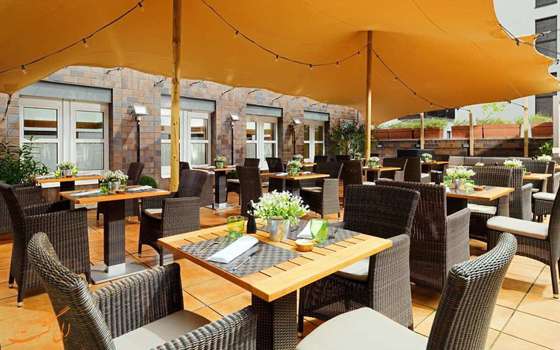 Marriott Koln- eligasht.com تراس Marriott Koln- eligasht.com تراس