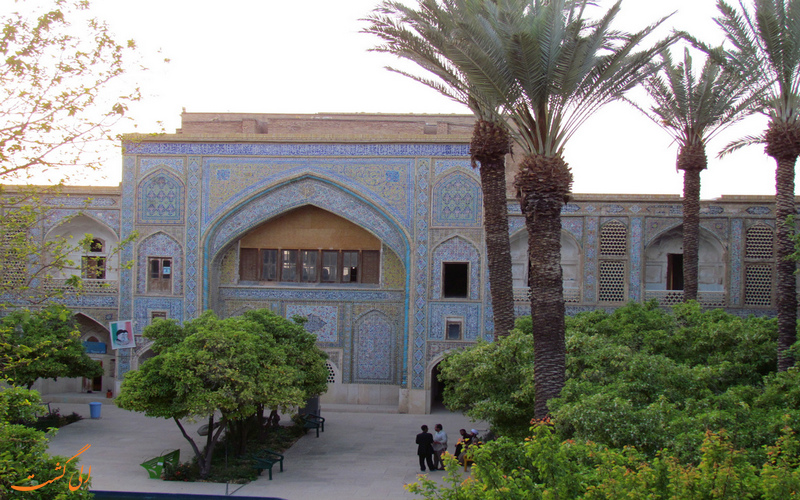 دورنمای مدرسه خان شیراز دورنمای مدرسه خان شیراز