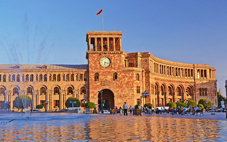 میدان جمهوری در ایروان میدان جمهوری در ایروان