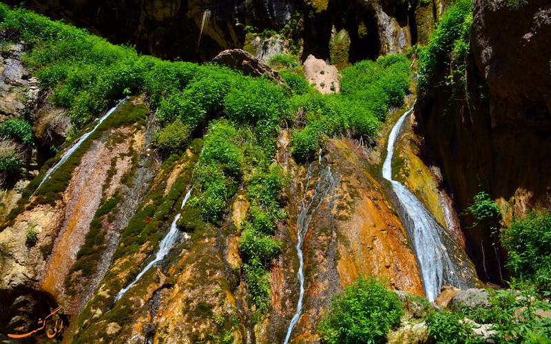 آبشار روستای اخلمد آبشار روستای اخلمد