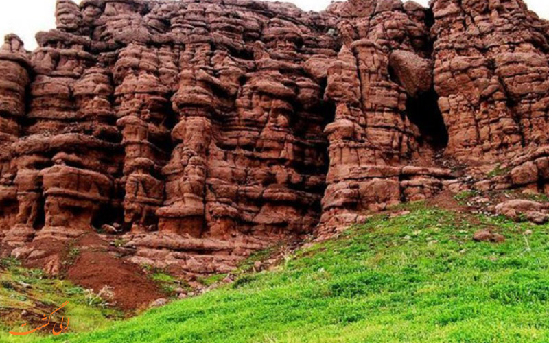 دره هفت غار در نیشابور دره هفت غار در نیشابور-جاذبه های نیشابور