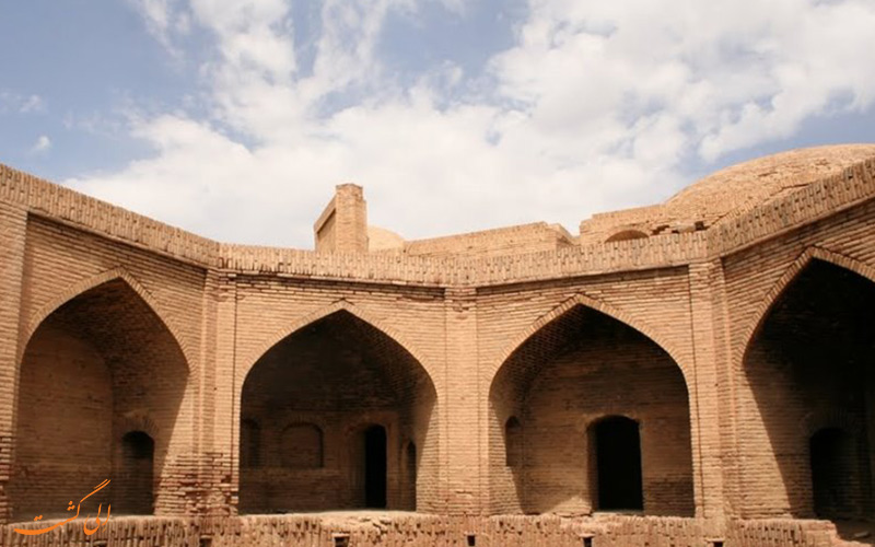 کاروانسرای شیخ علیخان کاروانسرای شیخ علیخان