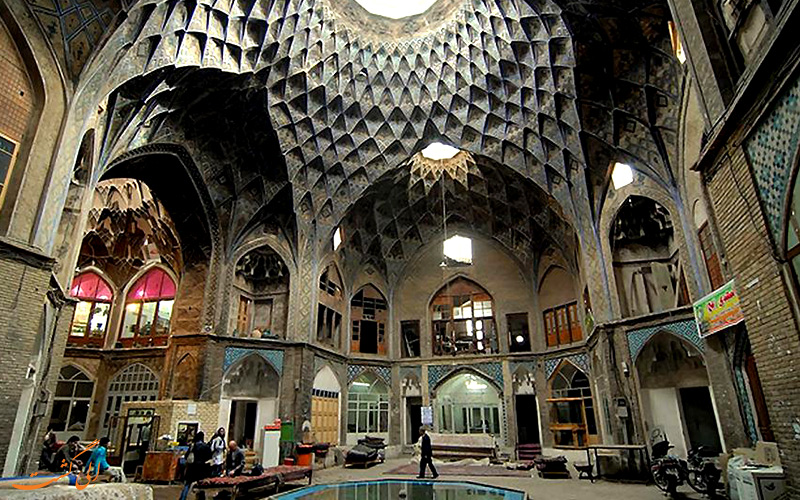 بازار تاریخی در کاشان بازار تاریخی در کاشان