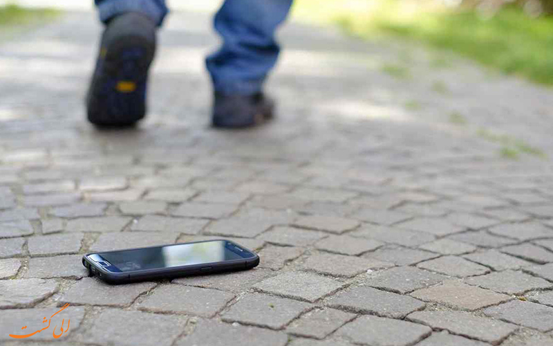 گم شدن موبایل در سفر گم شدن موبایل در سفر