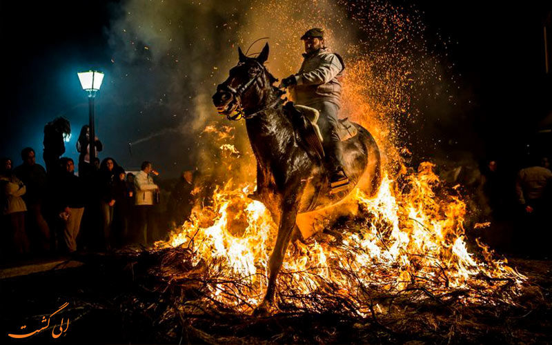 جشنواره لاس لومیناریاس اسپانیا جشنواره لاس لومیناریاس اسپانیا