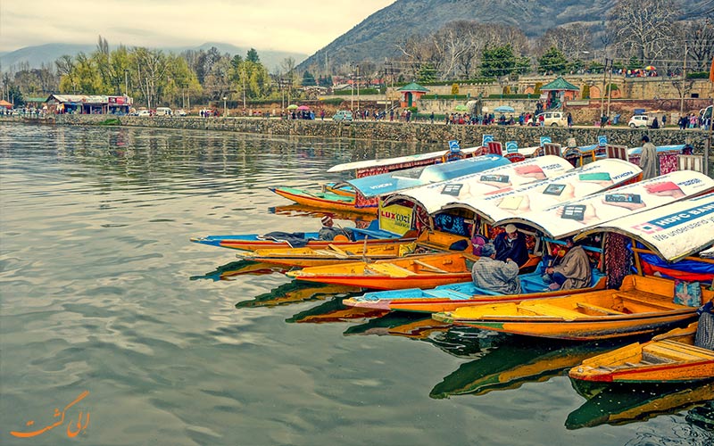شیکارا-سواری-در-هند-و کشمیر شیکارا-سواری-در-هند-و کشمیر