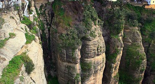 شهرهای صخره ای
