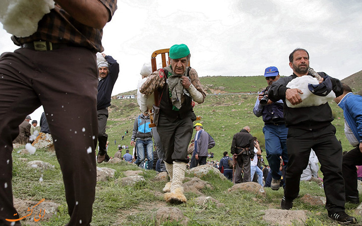 چیرمردان در مراسم برف چال در مازندران چیرمردان در مراسم برف چال در مازندران