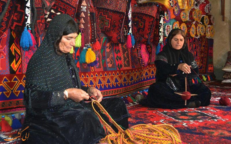 برگزاری بازارچه در فضا برگزاری بازارچه در فضا