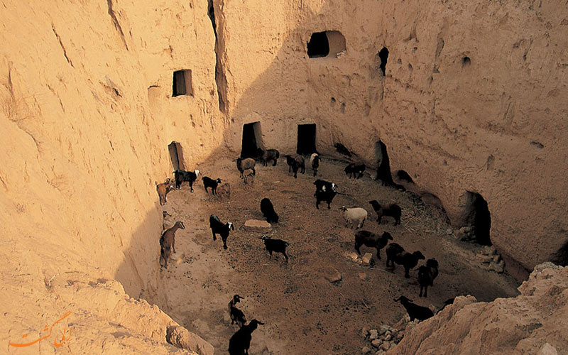 آخرین روستای زیرزمینی آخرین روستای زیرزمینی