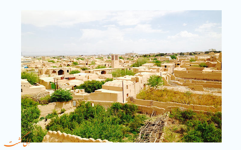 میبد میبد