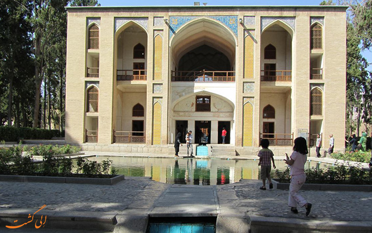 عمارت درون باغ فین کاشان عمارت درون باغ فین کاشان