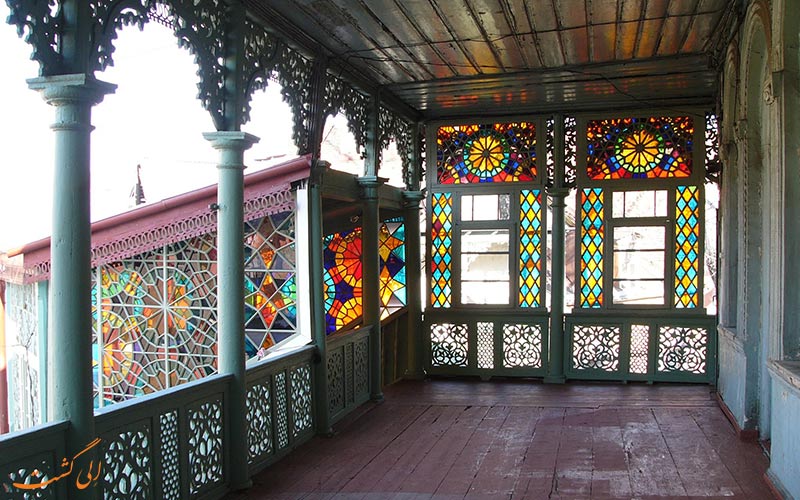 ویژگی های اقلیمی و معماری شهر قدیمی تفلیس ویژگی های اقلیمی و معماری شهر قدیمی تفلیس