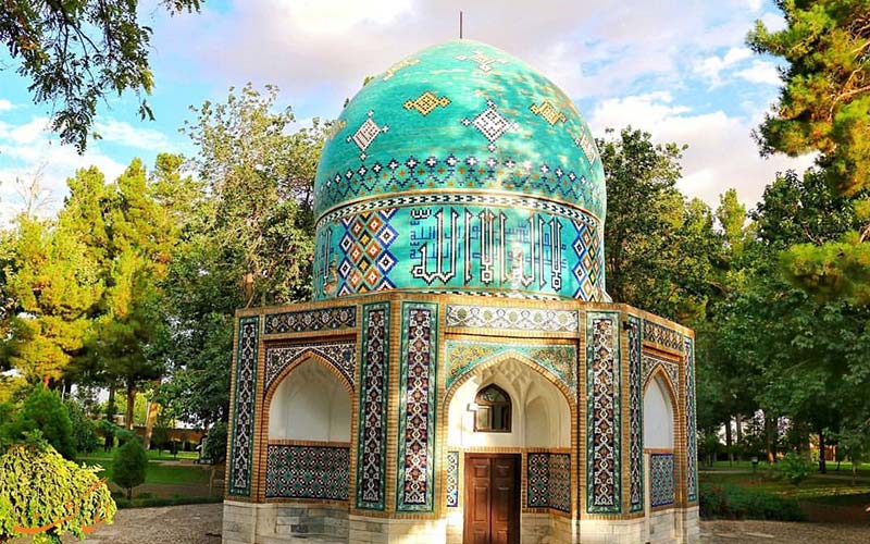 آرامگاه-عطار-جاذبه های نیشابور آرامگاه-عطار-جاذبه های نیشابور