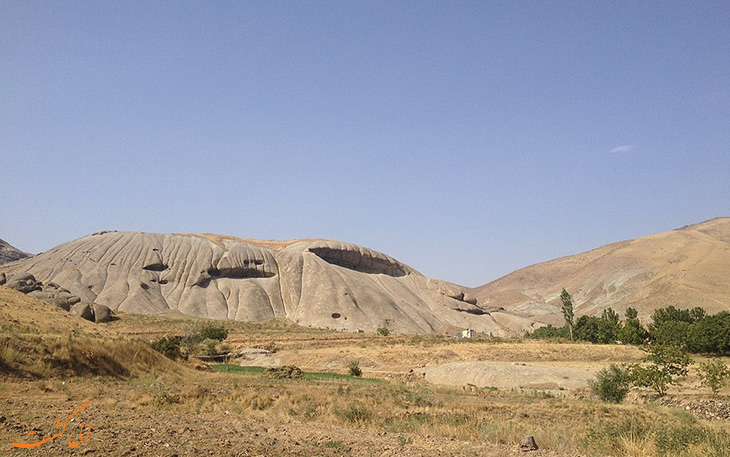 ایوان سنگی نیاق ایوان سنگی نیاق