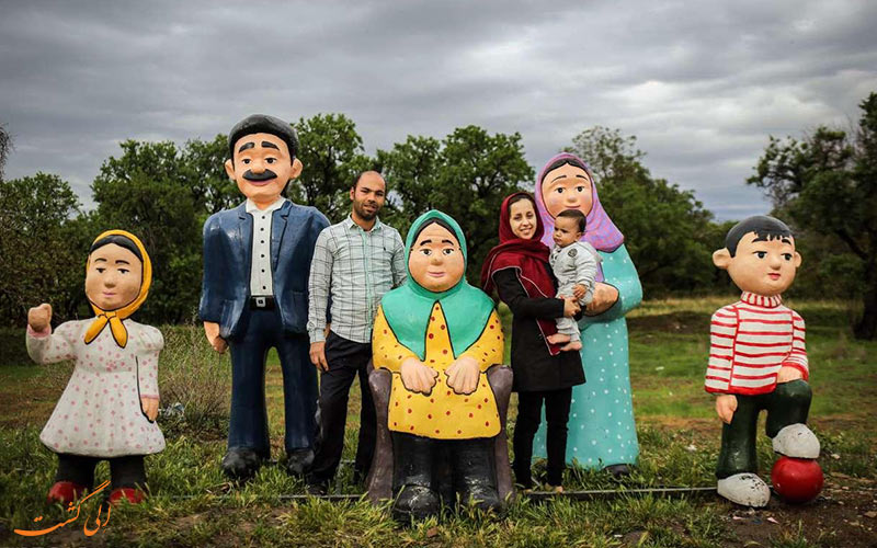 درباره ی مراسم پنجاه به در درباره ی مراسم پنجاه به در