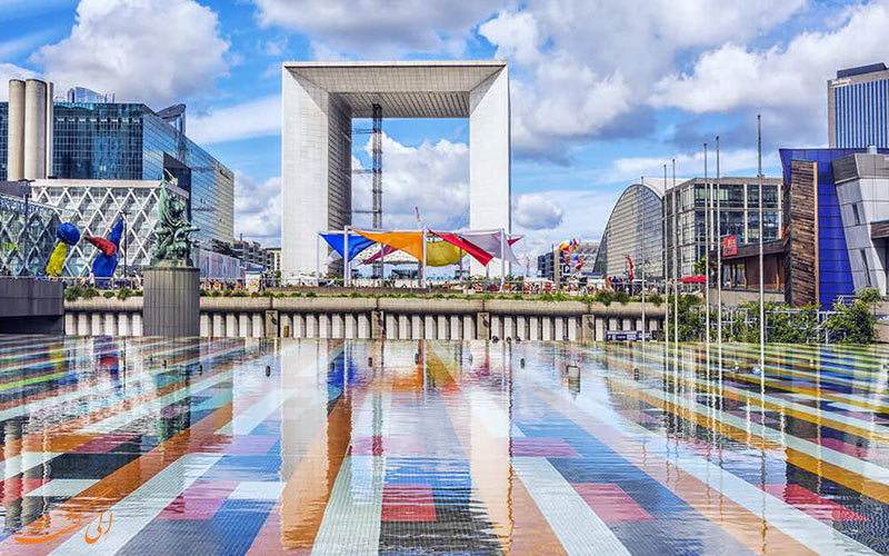 لا دفانس | La Défense لا دفانس | La Défense