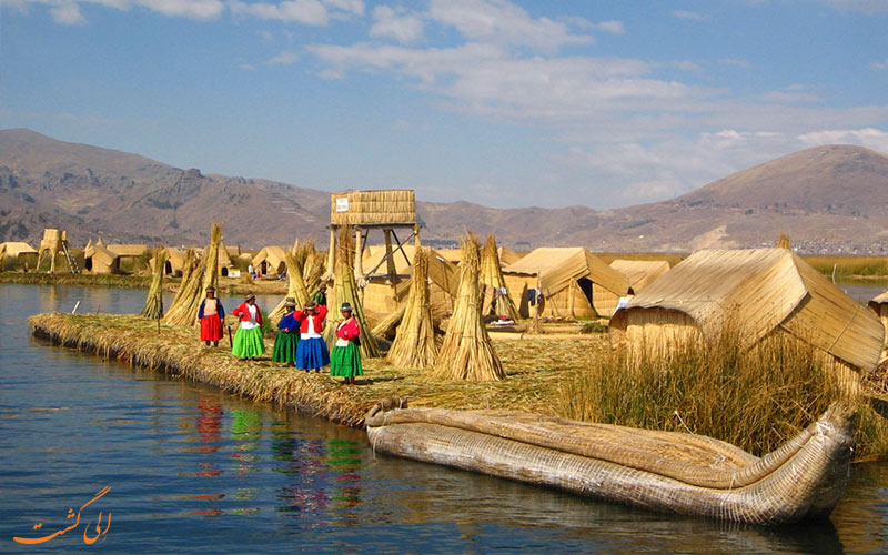 Uros یا مردم یورو در روستاهای شناور جهان Uros یا مردم یورو در روستاهای شناور جهان