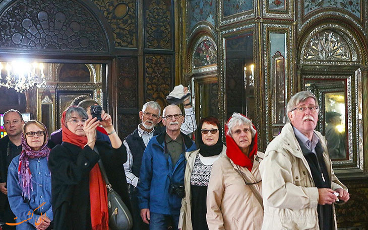 گردشگران خارجی در کاخ گلستان گردشگران خارجی در کاخ گلستان