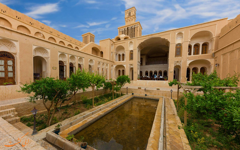 خانه آقازاده در ابرکوه خانه آقازاده در ابرکوه