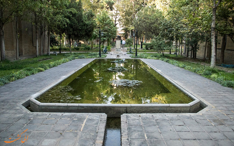 باغ موزه نگارستان تهران باغ موزه نگارستان تهران