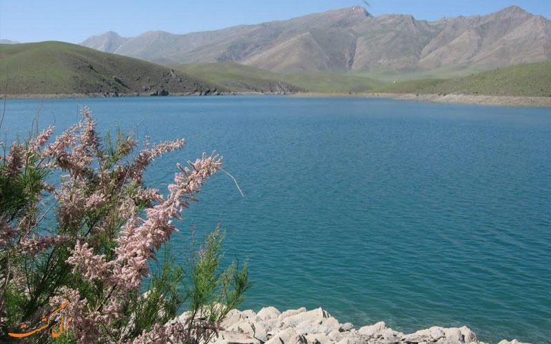 دریاچه-سد-گلپایگان دریاچه-سد-گلپایگان-معروف ترین سدهای ایران
